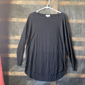 Size X Longsleeve Black Tee AVA & VIV